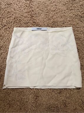 Tank air plumeria girl mini skirt in color milk